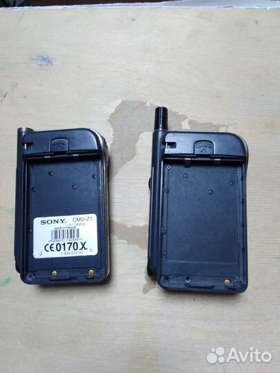Телефон sony CMD Z-1