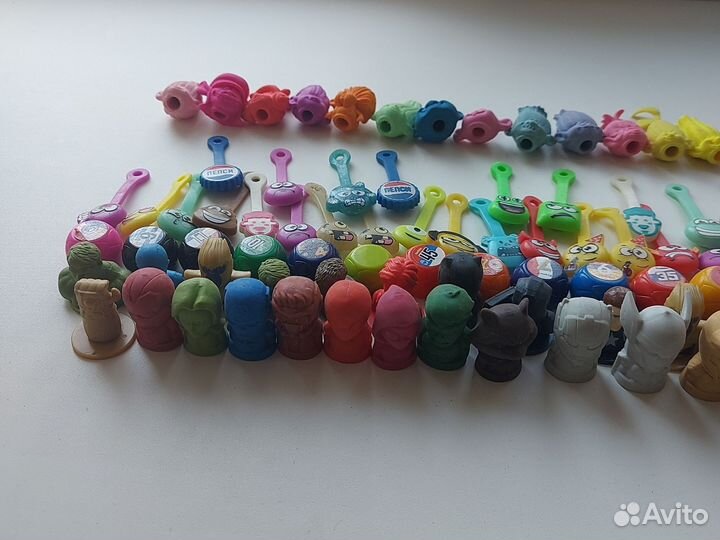 Колекция скрепышей и стёрок (мстители, смурфики)