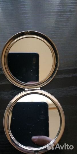 Ручное зеркало в подарочном мешочке