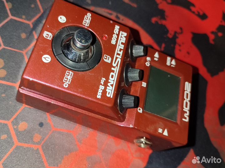 Процессор эффектов для бас-гитары zoom MS-60B