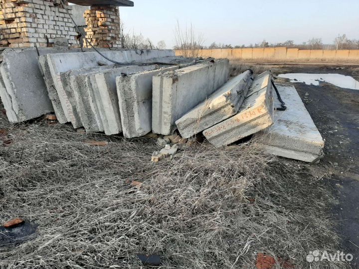 Плиты стеновые