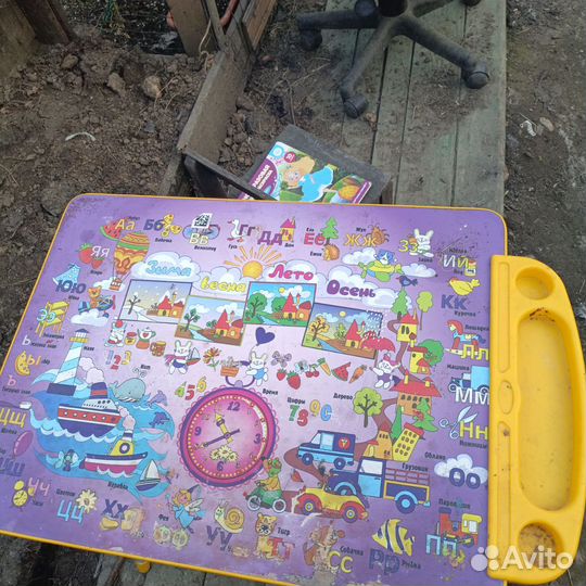 Детский стол и стул