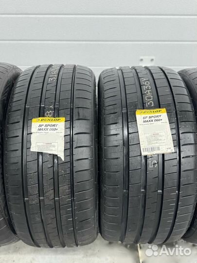 Dunlop SP Sport Maxx 060+ 275/40 R20 и 315/35 R20 107Y