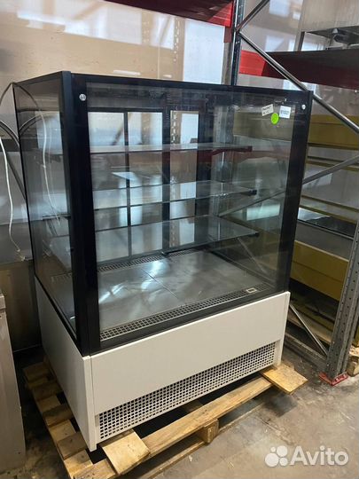 Кубическая витрина