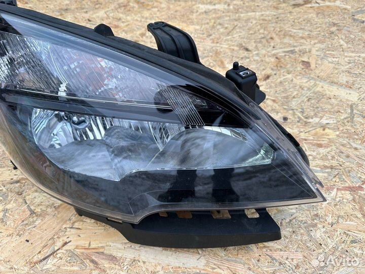 Фара правая Opel Mokka 2015 42435928