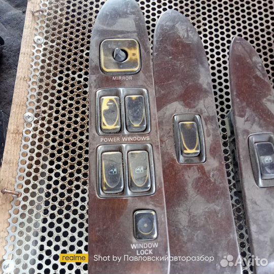 Кнопка стеклоподъемника Mitsubishi Sigma F17A