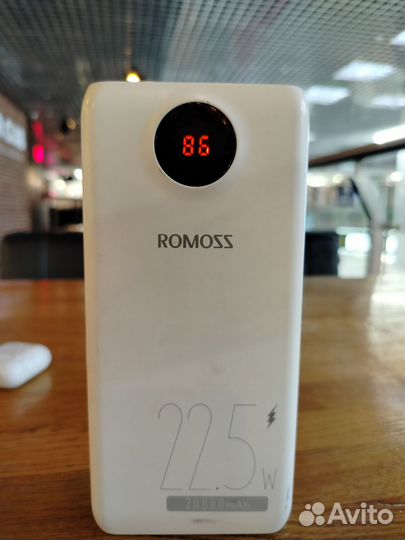 Белый поверьте банк 1500 черный за 700 оба 2000