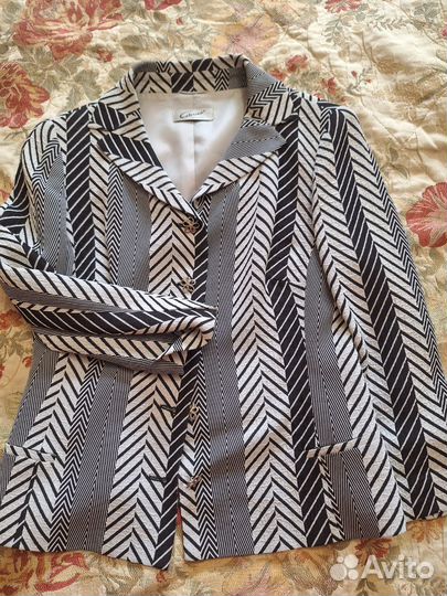 Костюм женский