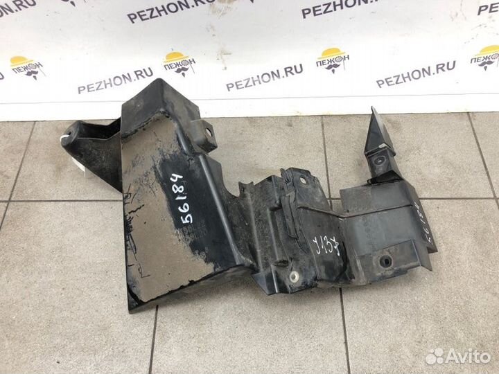 Дефлектор радиатора передний левый Mazda Mazda3