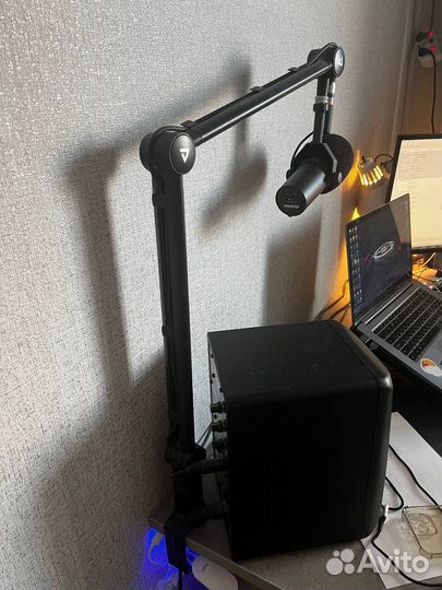 Shurе SM7В - Прoфeccиoнальный вокальный и peчeвой