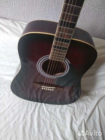 Акустическая гитара Martinez