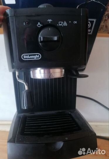 Кофеварка рожковая delonghi ec146