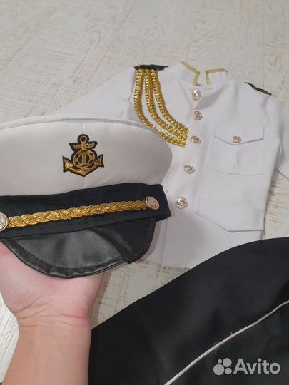 Новогодний костюм капитана