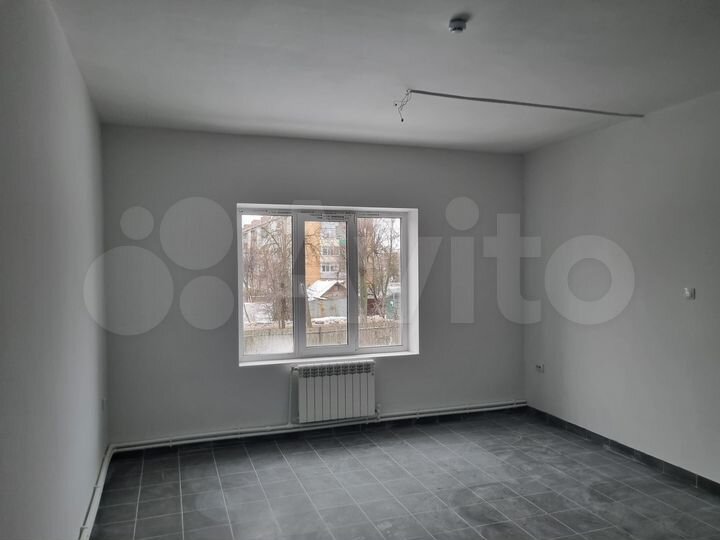 Офис, 30 м² с выводом воды и слива