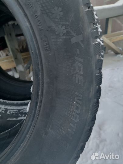 Michelin X-Ice North 3 215/60 R16