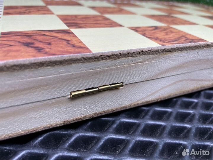 Деревянные шахматы шашки нарды 3 в 1