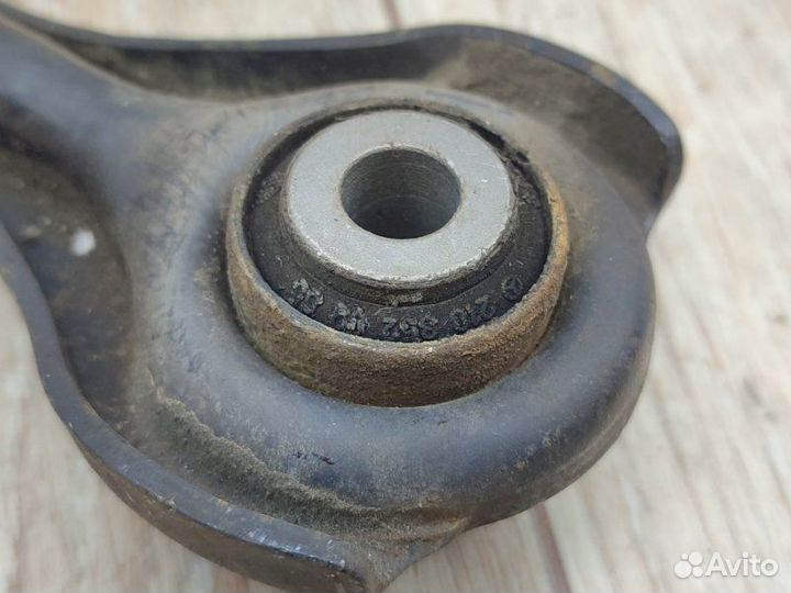 Рычаг подвески задний правый Mercedes C W203 1.8