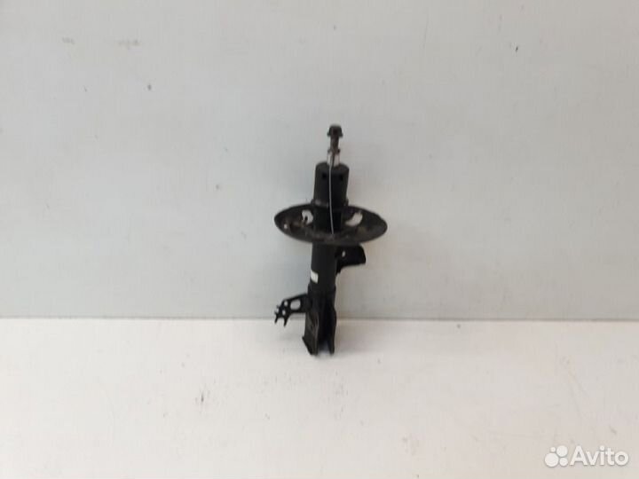 Амортизатор передний левый Toyota Camry V70 2018