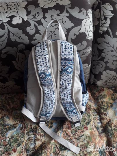 Рюкзак школьный