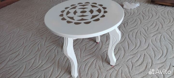 Кухонный стол