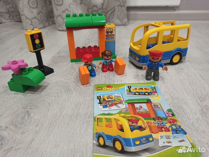 Lego duplo Школьный автобус