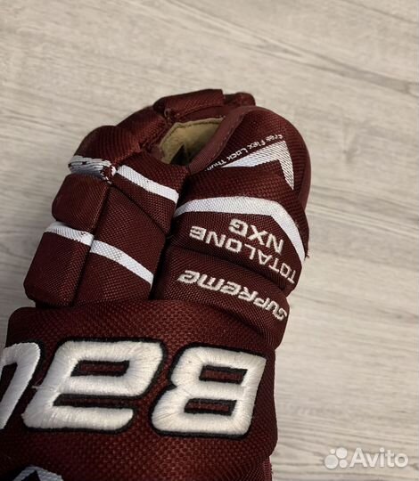 Краги хоккейные Bauer total one NXG