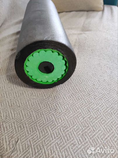 Массажный ролик