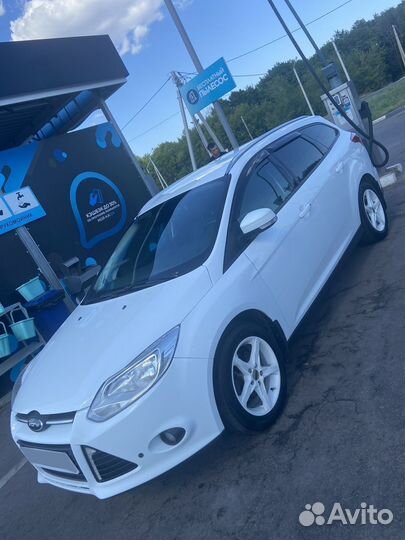 Ford Focus 1.6 МТ, 2014, 143 480 км