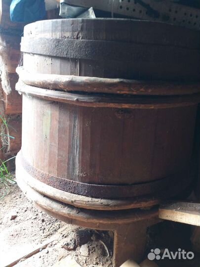 Деревянная бочка