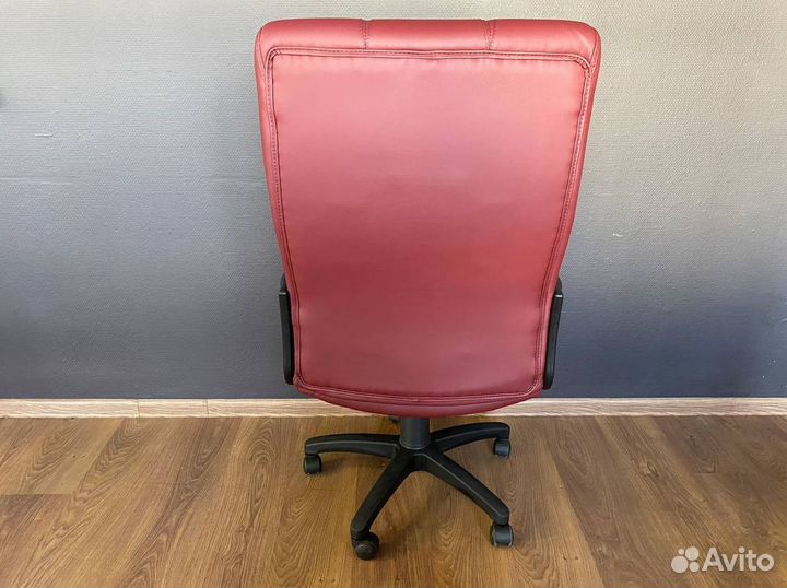 Кресло для офиса новое