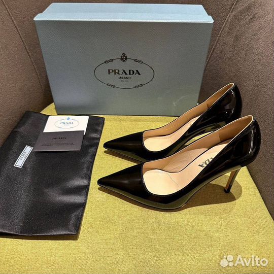 Туфли женские Prada