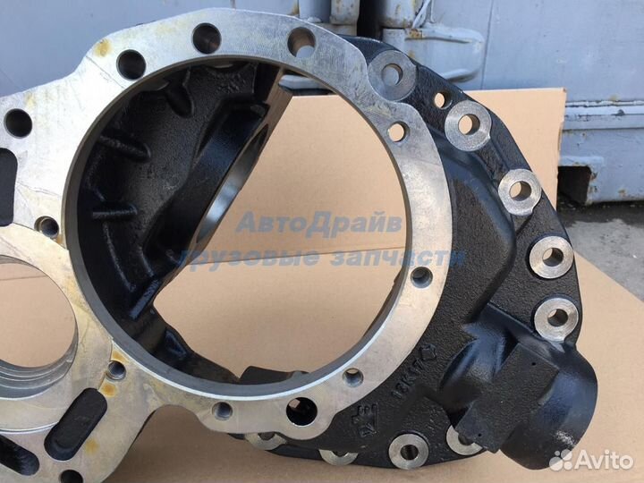 Корпус редуктора Ивеко Траккер 42118514