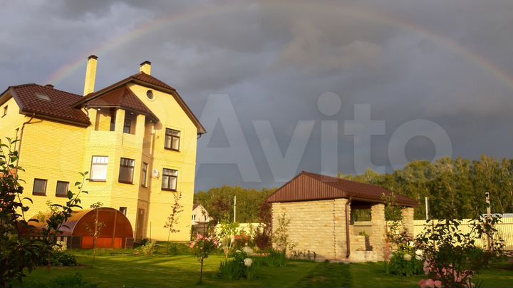 Дом 430 м² на участке 15 сот.