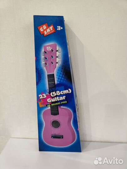 Игрушечная гитара