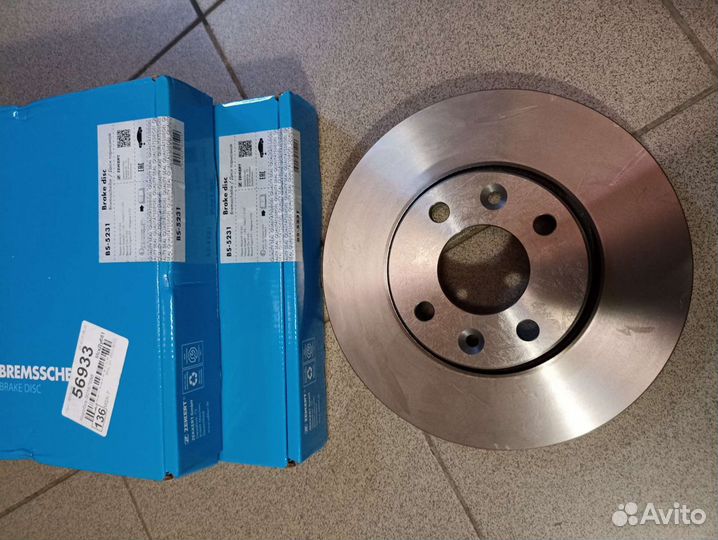 Диск тормозной передний Nissan Micra K12