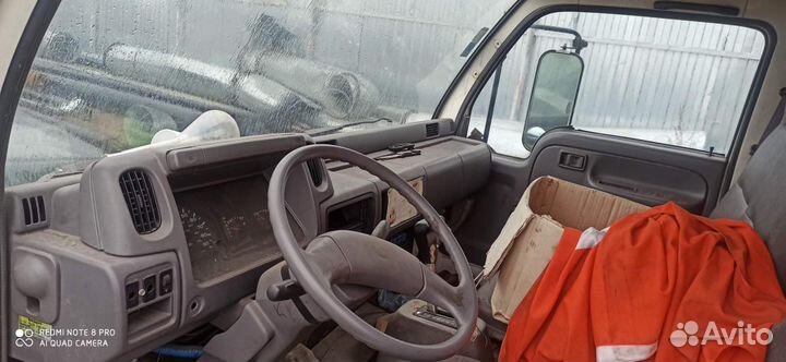 Кабина Nissan Дизель 1998 год в сборе левый руль