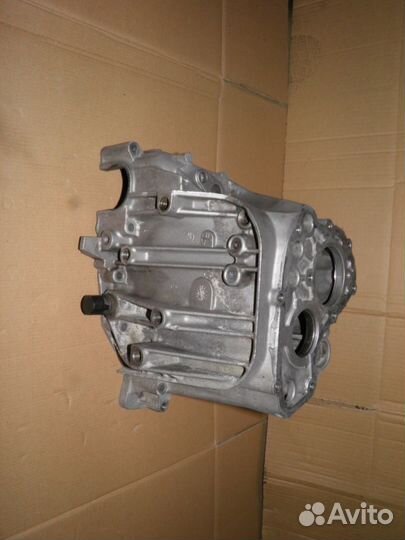 Корпус коробки передач Пежо Боксер