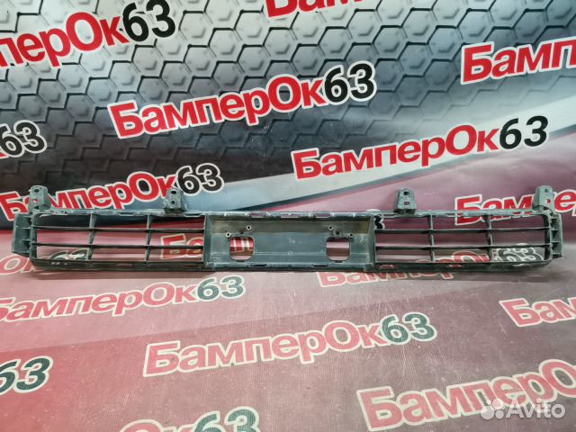 Решетка бампера передний Toyota Land Cruiser