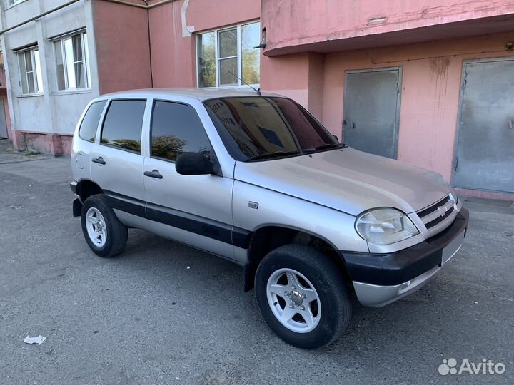 Chevrolet Niva 1.7 МТ, 2004, 300 000 км