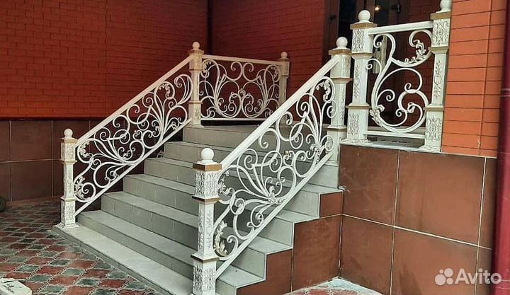 Перила для лестниц