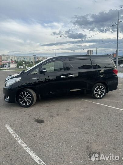 Toyota Alphard 2.4 CVT, 2013, 181 384 км