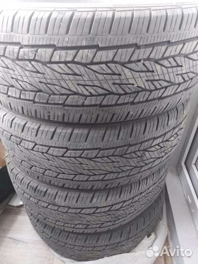 Continental ContiCrossContact LX2 215/50 R17 91B