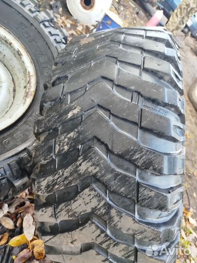 Maxxis M8080 Mudzilla 13.6/32 R15