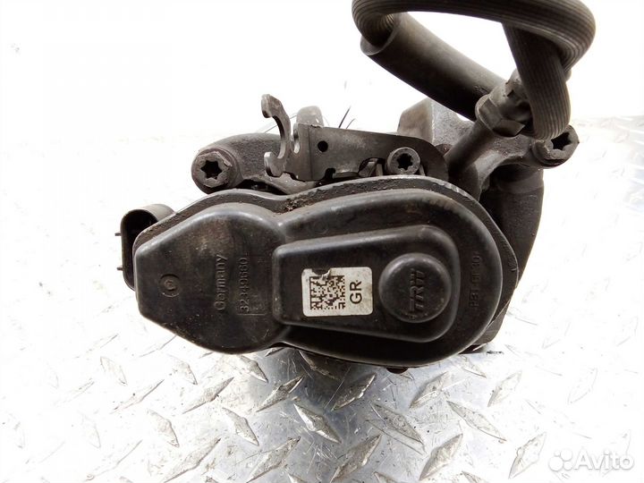 Суппорт задний правый BMW 5-Series F10