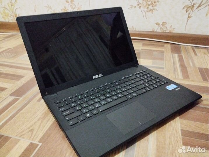 Ноутбук asus