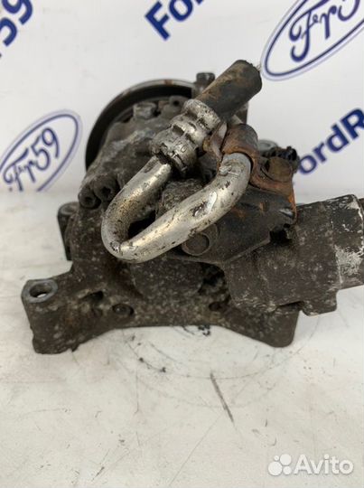 Компрессор кондиционера Nissan X-Trail T30 2.2