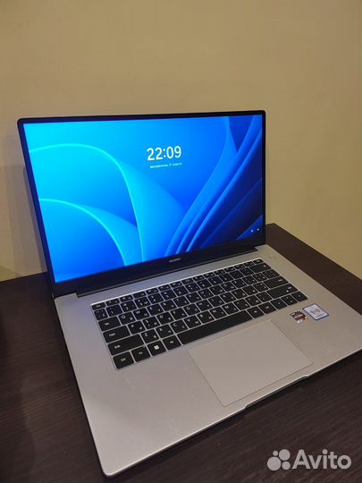 Ноутбук Huawei Matebook d15 15'6 Ryzen 5500u Vega