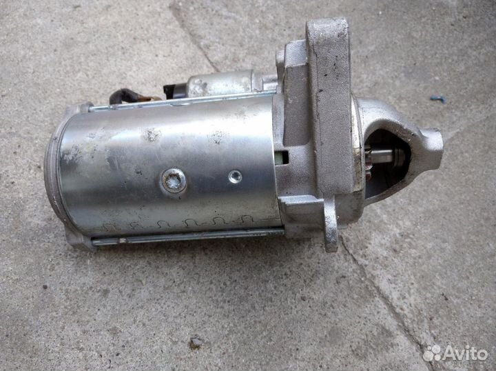 Рено трафик,стартер