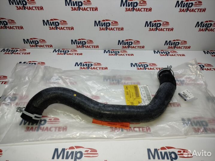 Патрубок радиатора верхний Renault