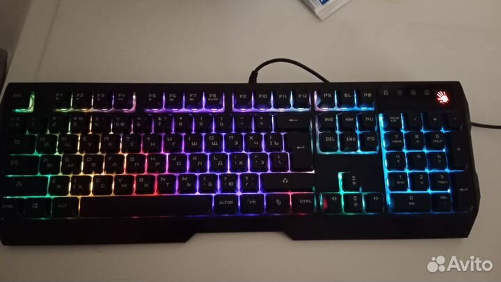 Игровая клавиатура bloody Q135